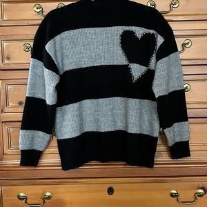 Jayley Collection cashmere/banana peel Heart Sweater with silver ball detailing
